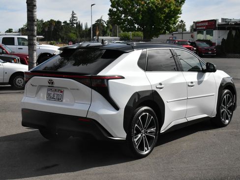 Used 2023 Toyota bZ4X FWD w/ Weather Package image 8