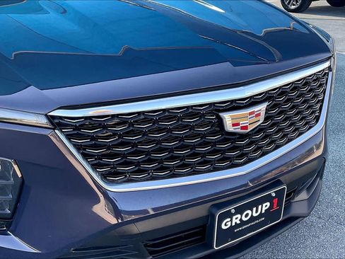 Used 2024 Cadillac XT4 Luxury w/ Cold Weather Package image 31