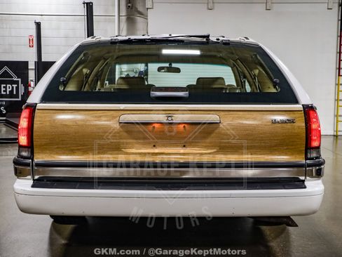 Used 1992 Buick Roadmaster Estate image 41