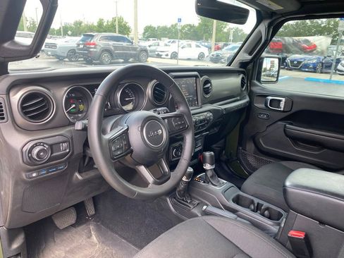 Used 2023 Jeep Wrangler Unlimited w/ 8.4" Radio Group AWD/4WD image 13