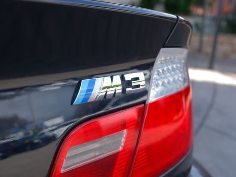 Used 2004 BMW M3 Convertible image 39