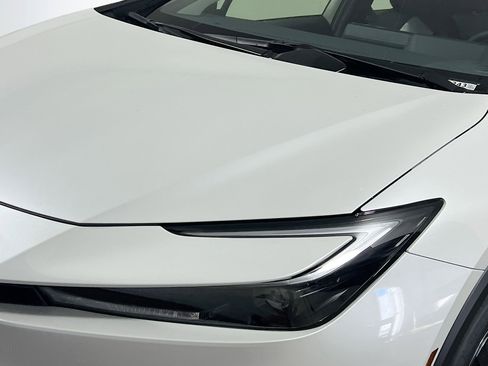 New 2026 Toyota Prius LE image 11