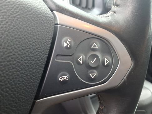 Used 2019 Chevrolet Colorado LT w/ LT Convenience Package image 19