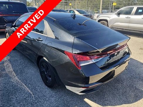 Used 2022 Hyundai Elantra SEL image 5