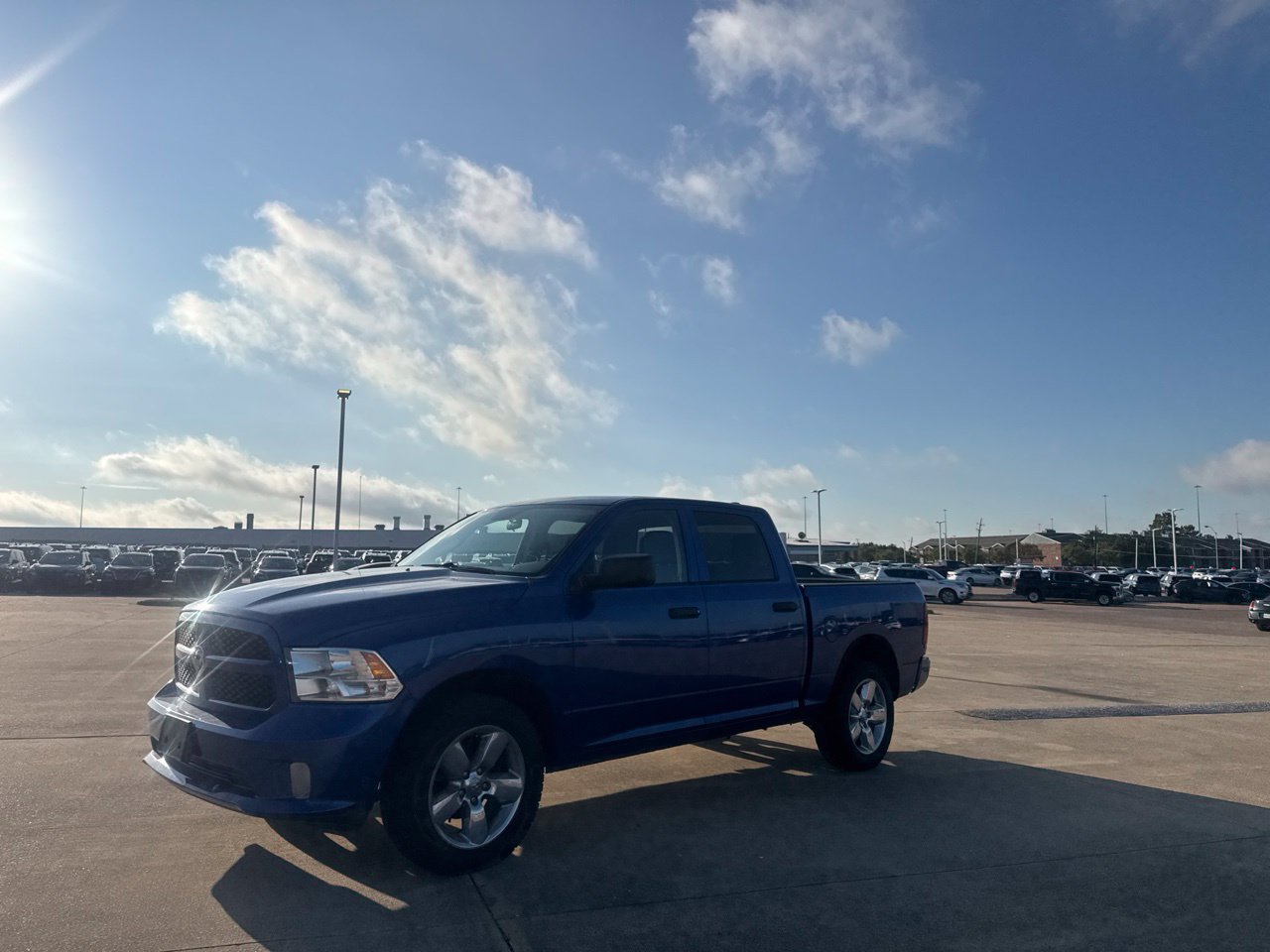 Used 2019 RAM 1500 Express w/ Express Value Package AWD/4WD image 17