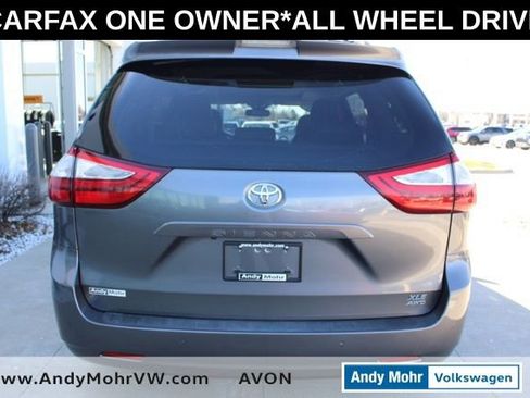 Used 2018 Toyota Sienna XLE w/ XLE Navigation Package AWD/4WD image 7