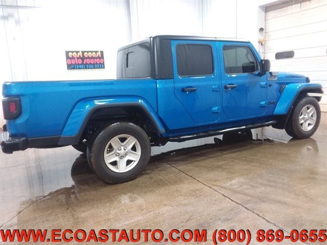 Used 2021 Jeep Gladiator Sport AWD/4WD image 2