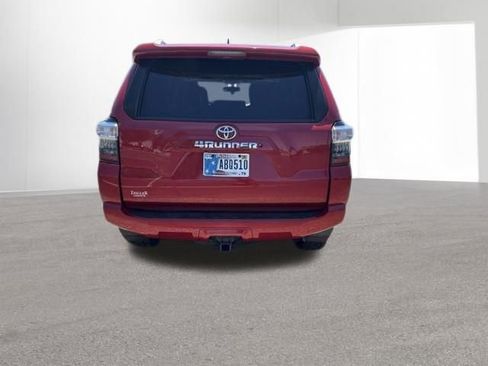 Used 2018 Toyota 4Runner SR5 Premium AWD/4WD image 27