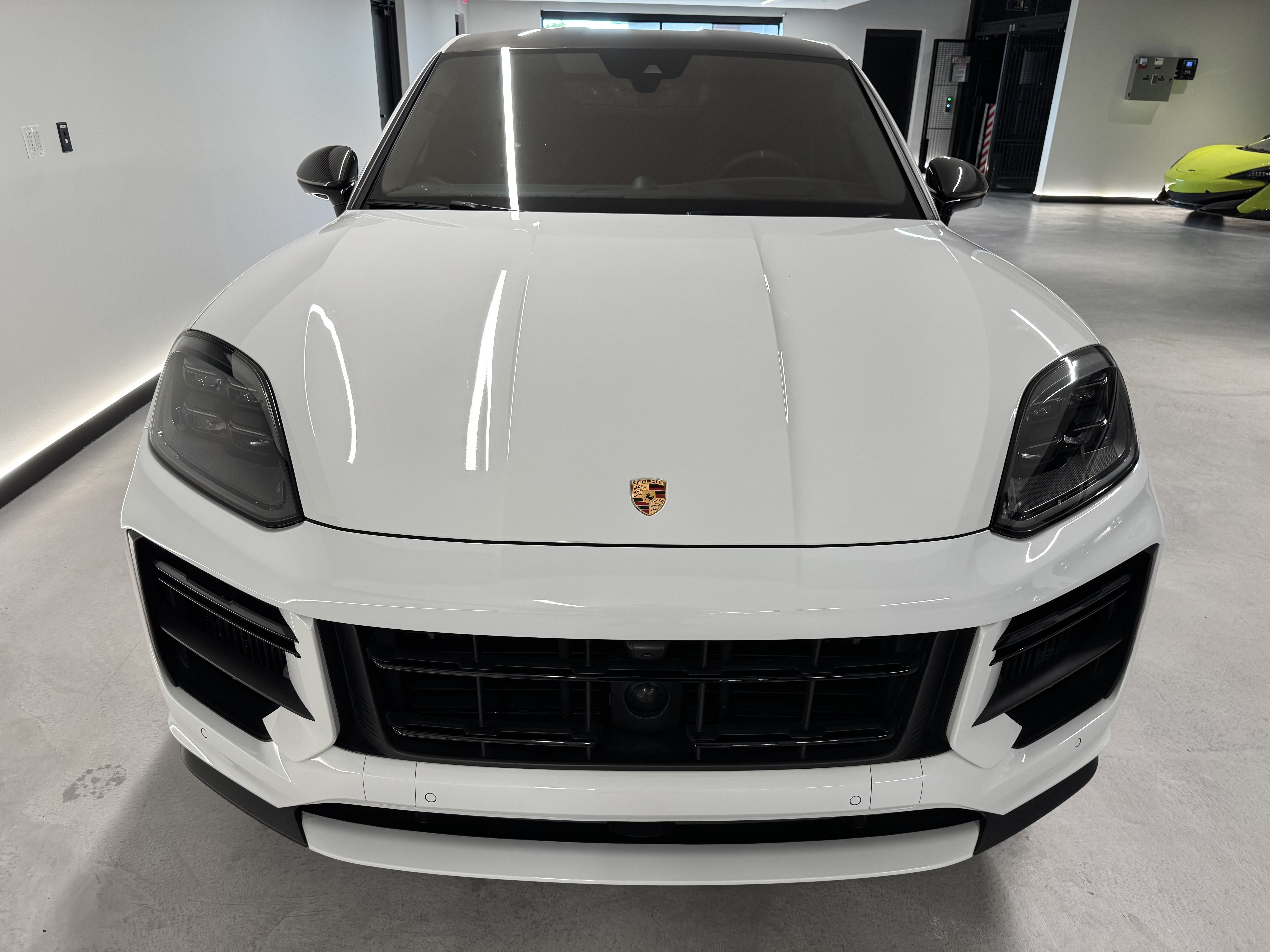 Used 2024 Porsche Cayenne Turbo GT AWD/4WD image 7