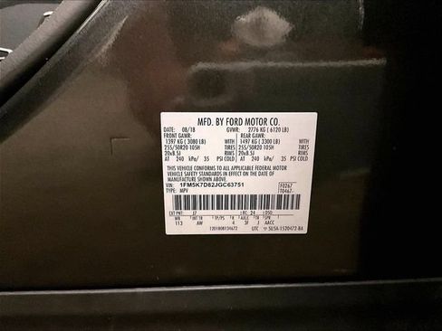 Used 2018 Ford Explorer XLT w/ Equipment Group 202A FWD image 33