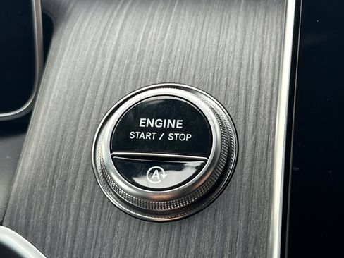 New 2026 Mercedes-Benz GLC 300 4MATIC image 23