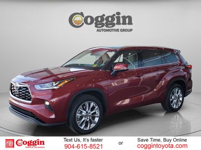 Used 2023 Toyota Highlander Limited