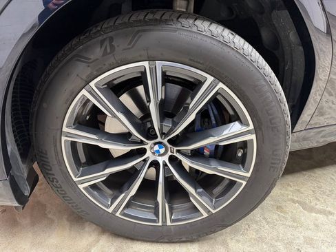 Certified 2023 BMW X6 xDrive40i w/ M Sport Package image 28