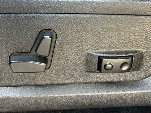 Used 2015 RAM 1500 Big Horn image 33