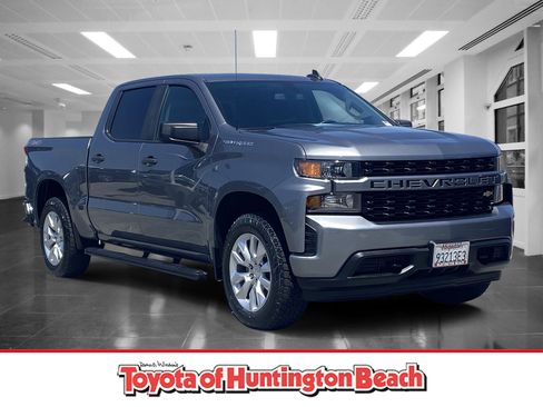 Used 2022 Chevrolet Silverado 1500 Custom AWD/4WD image 1