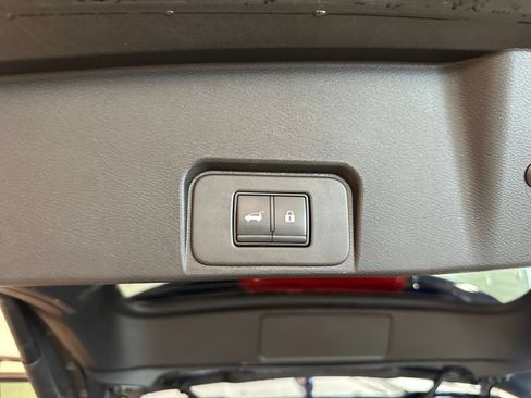 Used 2026 Nissan Rogue SL AWD/4WD image 24