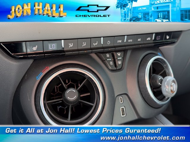 Used 2020 Chevrolet Blazer LT w/ Sound & Technology Package FWD image 22