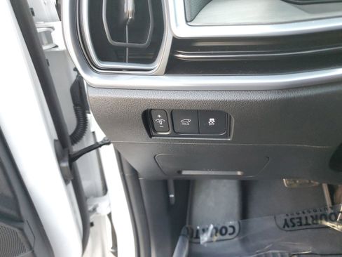 Certified 2025 Kia Sorento SX AWD/4WD image 27