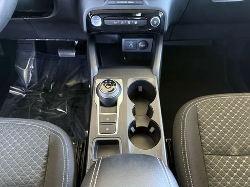 Used 2023 Ford Escape Active w/ Tech Pack #2 AWD/4WD image 10