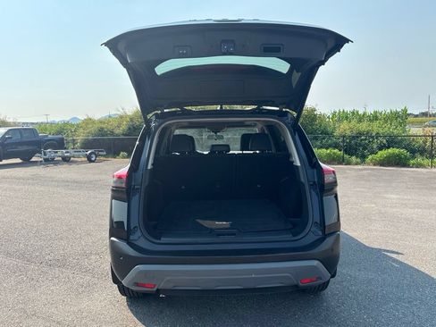 Used 2021 Nissan Rogue SV w/ Premium Package AWD/4WD image 14