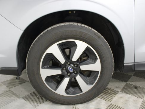 Used 2018 Subaru Forester 2.5i Premium AWD/4WD image 33