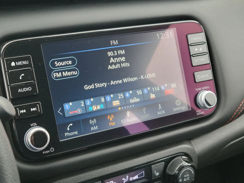 Used 2023 Nissan Kicks SR w/ SR Premium Package image 25