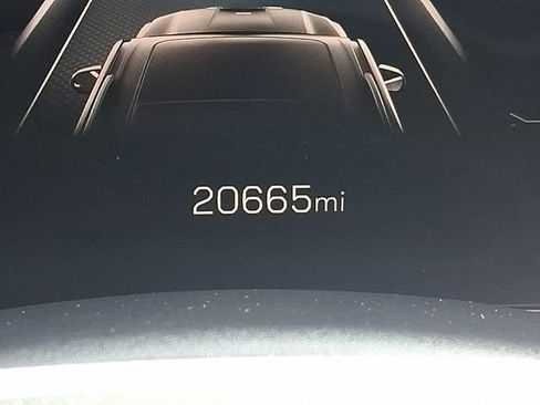 Used 2025 GMC Terrain Elevation image 22