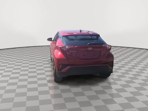 Used 2021 Toyota C-HR XLE FWD image 7