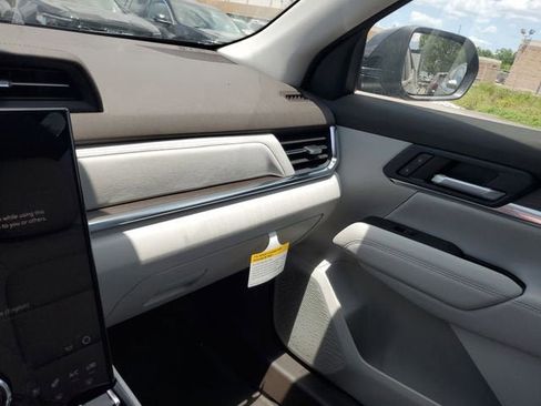 New 2026 GMC Terrain Denali AWD/4WD image 25