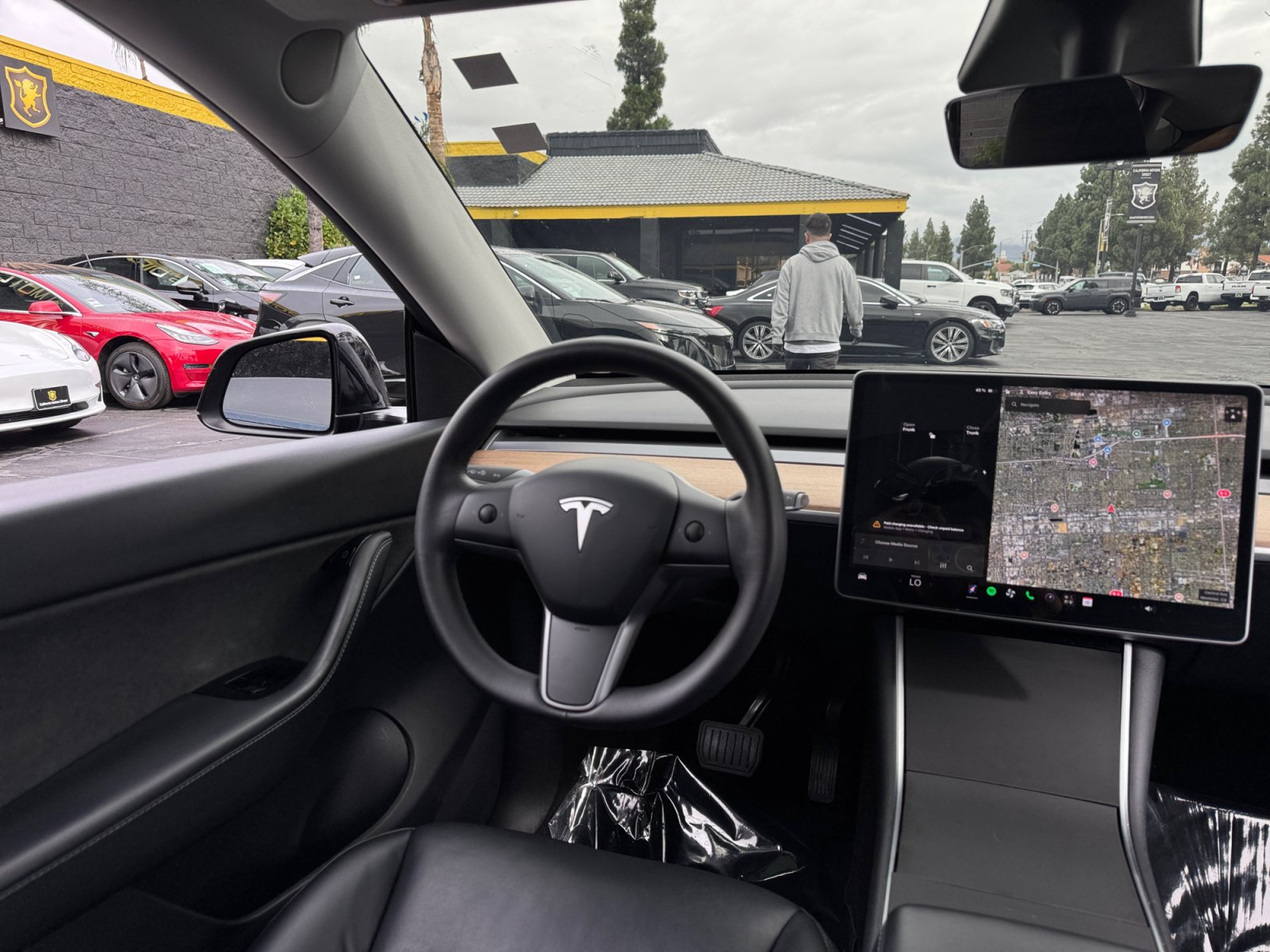 Used 2021 Tesla Model Y Long Range AWD/4WD image 17