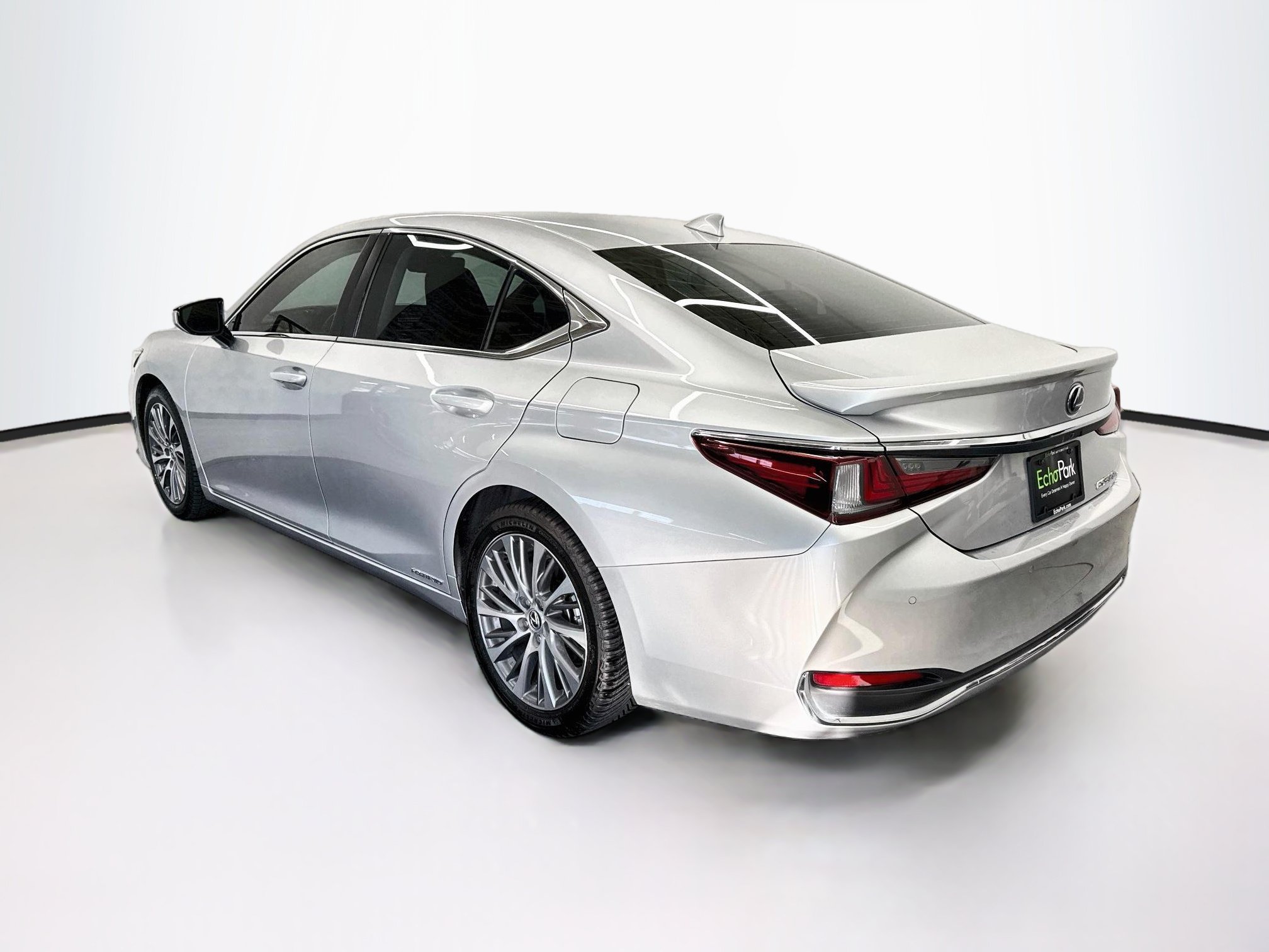 Used 2019 Lexus ES 300h w/ Premium Package FWD image 5