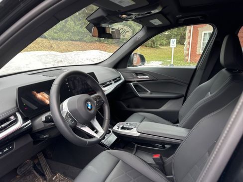 Used 2026 BMW X1 xDrive28i w/ Convenience Package image 9