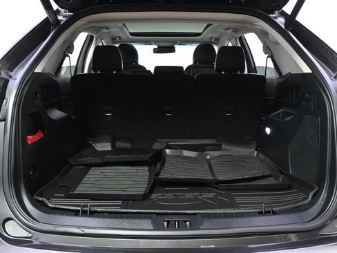 Used 2019 Ford Edge Titanium w/ Equipment Group 301A AWD/4WD image 19