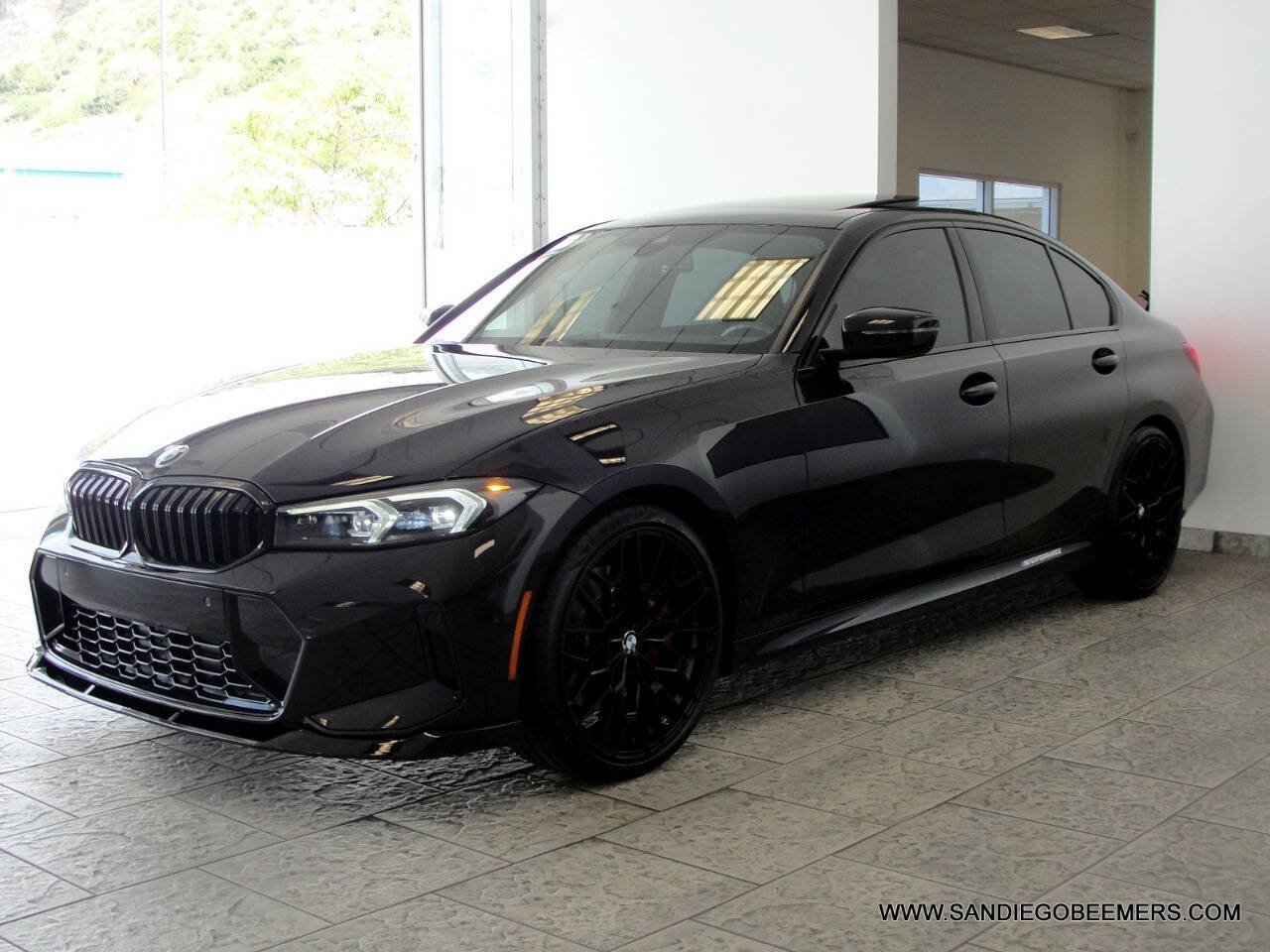 Used 2023 BMW 330i Sedan w/ M Sport Package RWD image 20