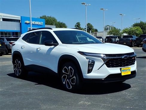 New 2026 Chevrolet Trax RS image 6