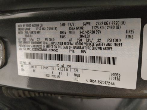 Used 2021 Lincoln Corsair Reserve image 33