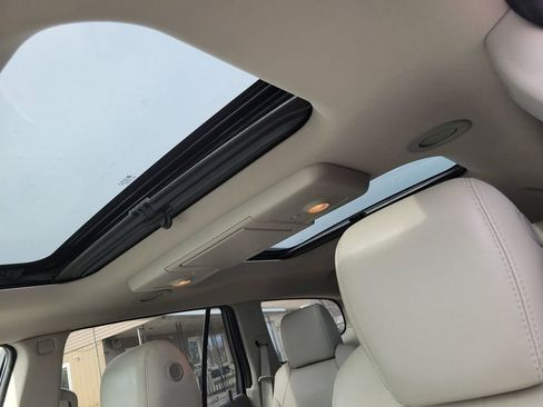 Used 2016 Buick Enclave Premium w/ Experience Buick Package image 35