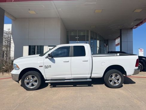 Used 2019 RAM 1500 Big Horn image 2