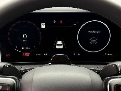 Certified 2025 Hyundai Santa Fe Limited image 11