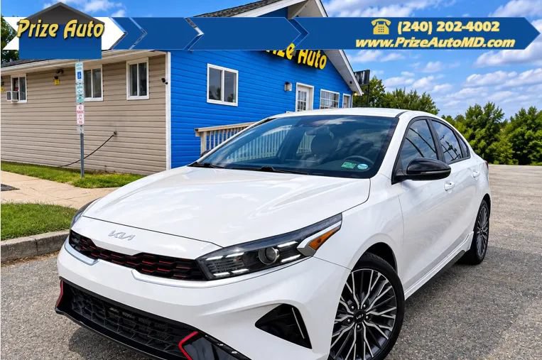 Used 2023 Kia Forte GT-Line FWD image 1