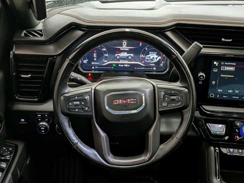 Used 2025 GMC Sierra 3500 AT4 w/ AT4 Premium Plus Package image 25