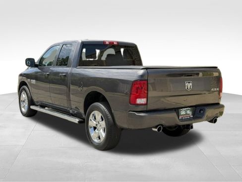 Used 2018 RAM 1500 Express w/ Express Value Package AWD/4WD image 7