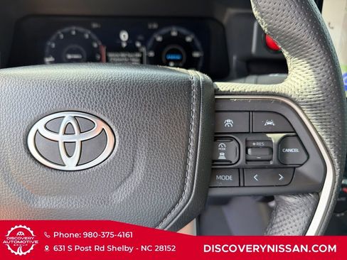 Used 2024 Toyota Tacoma TRD Off-Road AWD/4WD image 20