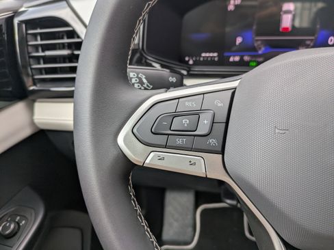 New 2026 Volkswagen Taos S FWD image 23