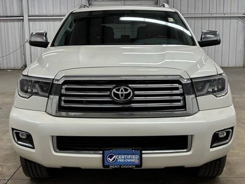 Used 2021 Toyota Sequoia Platinum AWD/4WD image 2
