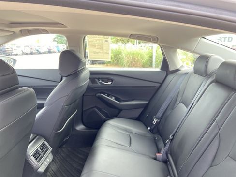 Used 2023 Honda Accord Touring image 17
