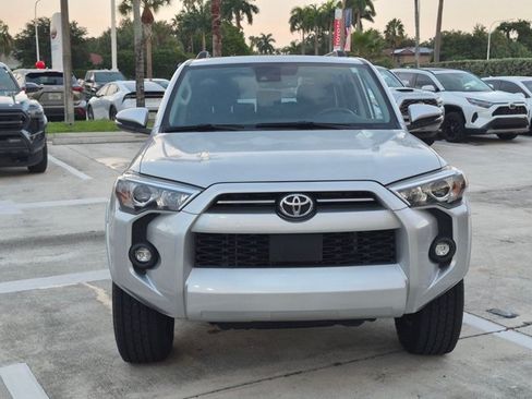 Used 2021 Toyota 4Runner SR5 Premium w/ Moonroof Package AWD/4WD image 2