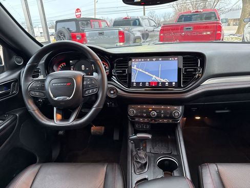 Used 2025 Dodge Durango GT image 36