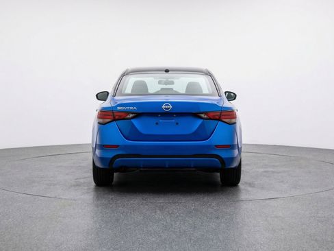 Used 2025 Nissan Sentra SV image 7