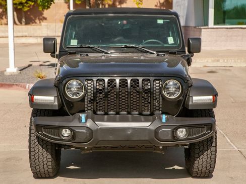 Used 2023 Jeep Wrangler Unlimited w/ Sun & Screen Package AWD/4WD image 3